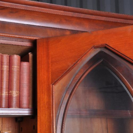 Antieke kast / Engelse 8-deurs Bibliotheekkast ca. 1840 in mahonie met twee verstopte brede ondiepe laden (No.931901)
