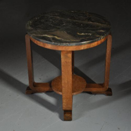 Antieke bijzettafels / Art Deco salontafel ca. 1925 in notenhout met grijs marmer (No.410521)