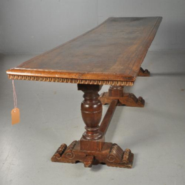 Antieke tafel / Zeer lange smalle kloostertafel / Kasteeltafel / refectory table 17e eeuw en later (No.472062)