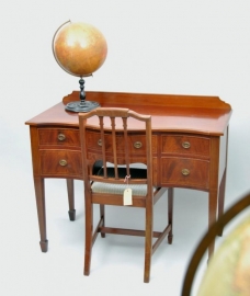 Antieke bureaus / Schrijftafel / Sidetable orgelgebogen ca. 1890 in mahonie met inlegwerk (No.474025)