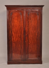Antieke kast / Mahonie garderobe kast,  eigenlijk een kapstok met deuren ca. 1875 (No.78183)