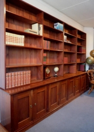 Antieke kast / Mahonie Boekenkast ca. 1920 (No.77136)