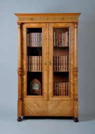 Antieke kast / Duitse boekenkast / servieskast in noten ca. 1885 (No.86553)