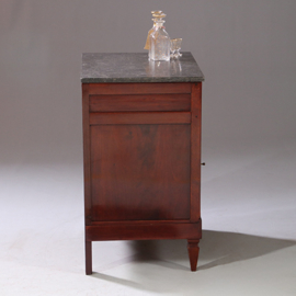 Antieke kasten / Versmalde penant kast met één deur ca 1825 mahonie met marmer (No.911805)