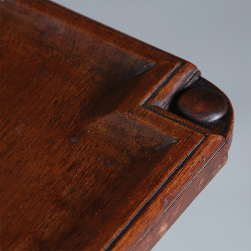 Louis Seize gueridon ca 1800 mahonie met verdiept blad (No.301840)