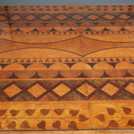 Art Deco ovale eetkamertafel feestelijk ingelegd met geometrische patronen ca 1925 (No.440540)