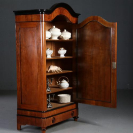 Antieke kast / Een-deurskast Willem III ca. 1870 in noten met zwart (No.740441)