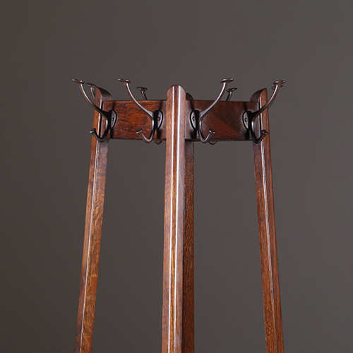 Staande kapstok Art Deco gemerkt: Angus Engeland ca. 1910 Eikenhout (No.311405)