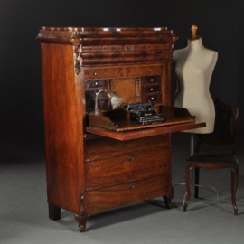 Antieke bureaus / Secretaire ca. 1875 met heel veel vakjes in mahonie (No.430800)
