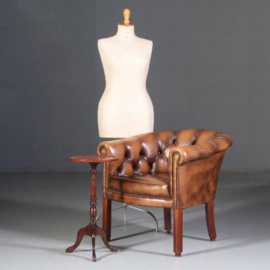 Antieke bijzettafels / wijntafels / Engels mahonie wijntafeltje op driepoot ca. 1920  (No.692444)