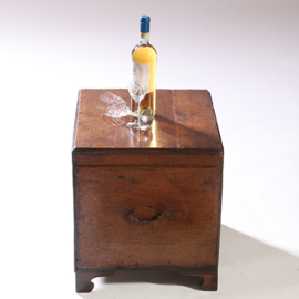 Antieke wijnkist of cellerate Engels 18e eeuw met "faux drawer" (No.892915)