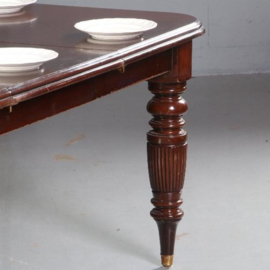 Antieke tafel / Engelse Victoriaanse mahonie coulissetafel in oude kleur ca. 1890 (No.520513)