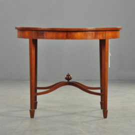 Antieke bijzettafels / wijntafel / Strakke ronde Engelse lampentafel met onderblad ca 1890. (No.200845)