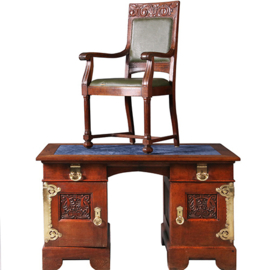 Art Nouveau Bureau met brons beslag en armstoel  incl stof en leer naar wens (No. 211115)