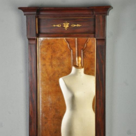 Antieke spiegels / Franse mahonie schouwspiegel ca. 1830 met bronswerk (No.331113)