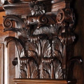 Antieke kast / Monumentale Hollandse kussenkast met uitzonderlijk fraai beeldhouwwerk ca. 1680 (No.812066)