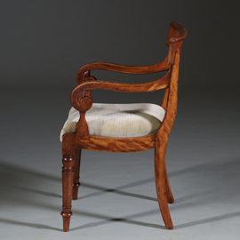 8 Eetkamer stoelen in bekleding naar wens Victoriaans ca 1875 (No.270105)