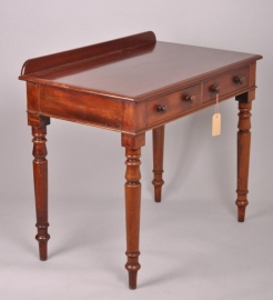 Antieke bijzettafels / Victoriaanse side table / kleine schrijftafel ca. 1880 in mahonie (No.471636)
