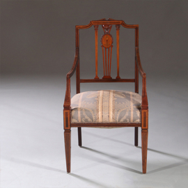Stel armstoelen met zeer fraai ingelegde medaillons ca 1900 incl stoffering naar wens (No.212805)