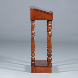 Kleine lezenaar mahonie Willem III met klep en gedraaide pootjes ca 1860 (No.431505)