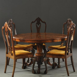 Antieke tafel / Ronde noten met wortelnoten eetkamertafel ca. 1860 Victoriaans (No.981325)