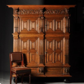 Antieke kast / Hollandse Pilasterkast  ca. 1630 met faux pilasters in ebben (No.743025)