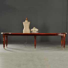 Antieke tafel / Engelse ronde tafel uitschuifbaar tot 3,20 m. mahonie ca. 1880  (No.141404)