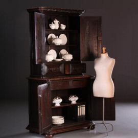 Antieke kast / Franse "armoire a deux corps" in donker gepatineerd eiken ca. 1850 (No.651514)