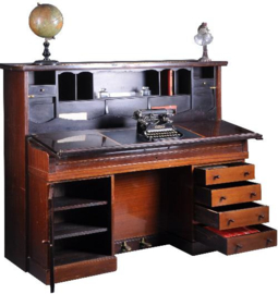 Antieke bureaus / Bremar Pianobureau ca. 1910 / Een bureau waar muziek in zit (No.891405)