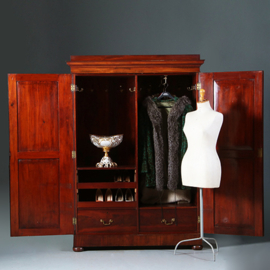 Victoriaans garderobe kast of "kapstok met deuren" praktisch interieur  ca 1870 [No.270115)