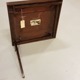 Antieke bijzettafels /Opklapbare kaarttafel of speeltafel gestempeld THONET met instructiefoto en verkopersplaatje mahonie (No.252051)