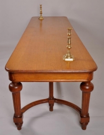 Antieke tafel / Lange smalle eikenhouten tafel ca. 1870 3 m. X 0,82 m. (No.84161)