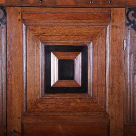Antieke kast / Gelderse ééndeurs-kussenkast  in eiken met ebbenhout (No.561256)