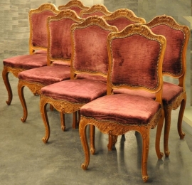 antieke stoelen / 8 forse notenhouten eetkamerstoelen ca. 1940 (No.483899)