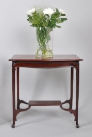 Antieke bijzettafels / Rechthoekige tafel met geschulpt blad mahonie ca. 1890 (No.86538)
