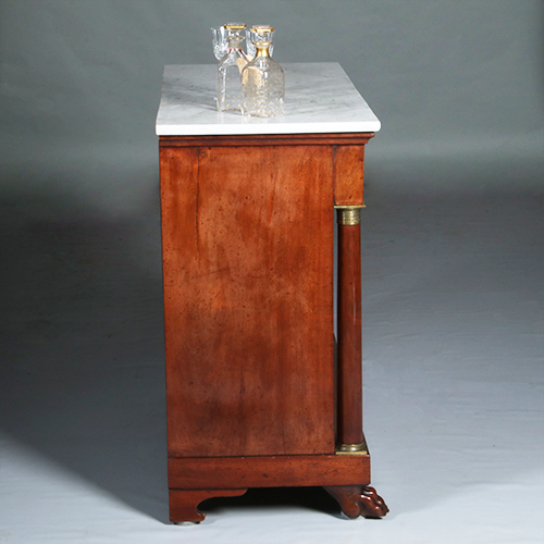 Empire Penantkast ca 1810 in mahonie met marmer blad (No.300215)