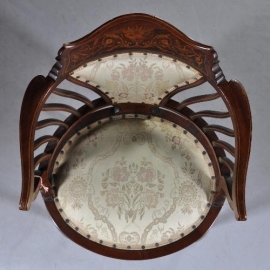 Antieke stoelen / Elegante Edwardian armstoeltje ca. 1900 met inlegewerk (No.641065)