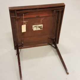 Antieke bijzettafels /Opklapbare kaarttafel of speeltafel gestempeld THONET met instructiefoto en verkopersplaatje mahonie (No.252051)