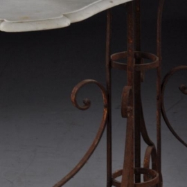 Antieke bijrzettafels / Sidetable / wandtafel ijzer met marmer Engeland ca. 1880 (No.681501)