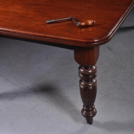 Antieke tafel / Engelse wind out table met mooie oude bladen (No.931431)