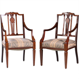 Stel armstoelen met zeer fraai ingelegde medaillons ca 1900 incl stoffering naar wens (No.212805)