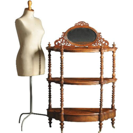 Antieke bijzettafels / Sprookjesachtige blikvanger  ca. 1860  notenhouten  etagère met spiegeltje en lade (No.422058)
