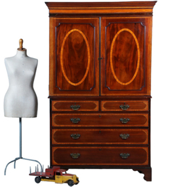 Klein Engels mahonie kabinet feestelijk ingelegd met satijnhout ca 1800 (No.391140)