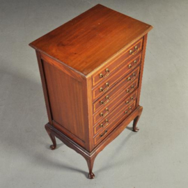 Antieke kast / muziekkastje of archiefkastje ca. 1895 met  6 laden met neerklapbare frontjes (No.212249)