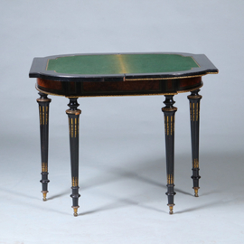 Bijzonder fraaie wandtafel in wortelnoten met ebben en brons beslagen Boulle stijl ca 1910 (No.450340)