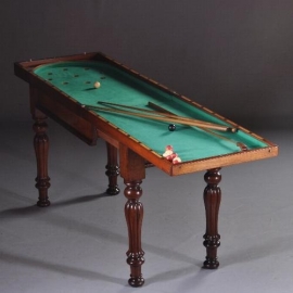 Antiek Varia / Bagatelle Victoriaans biljardspel op onderstel ca. 1875 inklapbaar tot sidetable (No.473290)