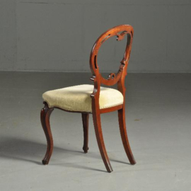 Antieke stoelen / Stel van 4 zeer fijn gestoken Victoriaanse stoelen ca. 1870 in lichte rib-velours (No.440312)