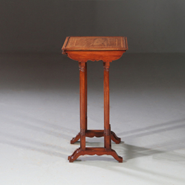 Antieke bijzettafels / Mimi set van 3 tafeltjes ca. 1870 Engels "Nest of table" (No.891515)
