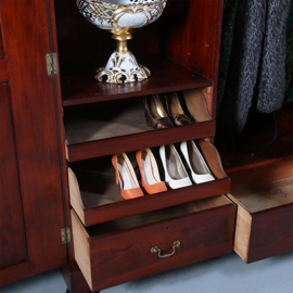 Victoriaans garderobe kast of "kapstok met deuren" praktisch interieur  ca 1870 [No.270115)