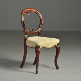 Antieke stoelen / Stel van 4 zeer fijn gestoken Victoriaanse stoelen ca. 1870 in lichte rib-velours (No.440312)